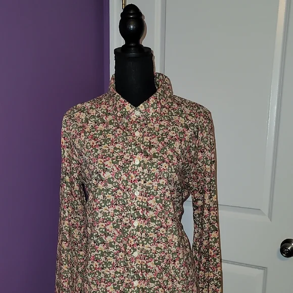 J Crew Women's Perfect Shirt Flower Design half button down L/S shirt Sz: Large - Picture 5 of 8